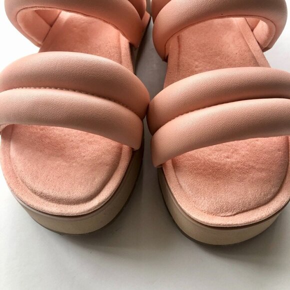 UGG's KOOLABURRA Anida Sandal in Almost Apricot with Tan platform & soles US8 - Picture 15 of 16